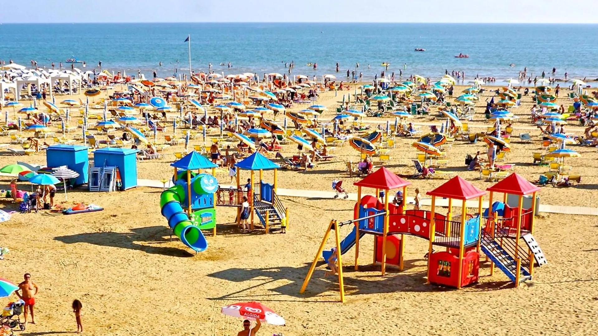 Cozy Apartment With Sunny Terrace In Bibione Italy